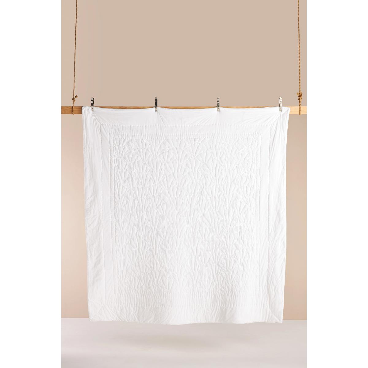 Gillian Plush Gauze Quilted Bedspread – image 5