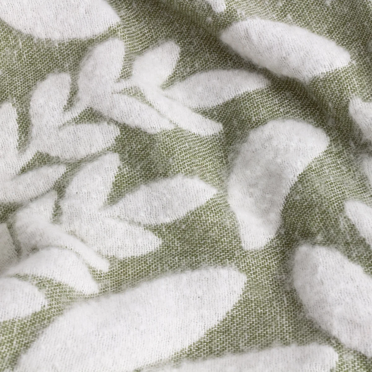 Nashira Woven Throw – image 2