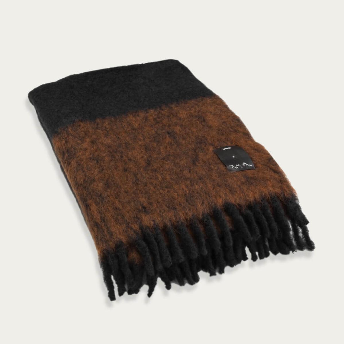 Viso X Michael Bargo Blanket V44 – image 4