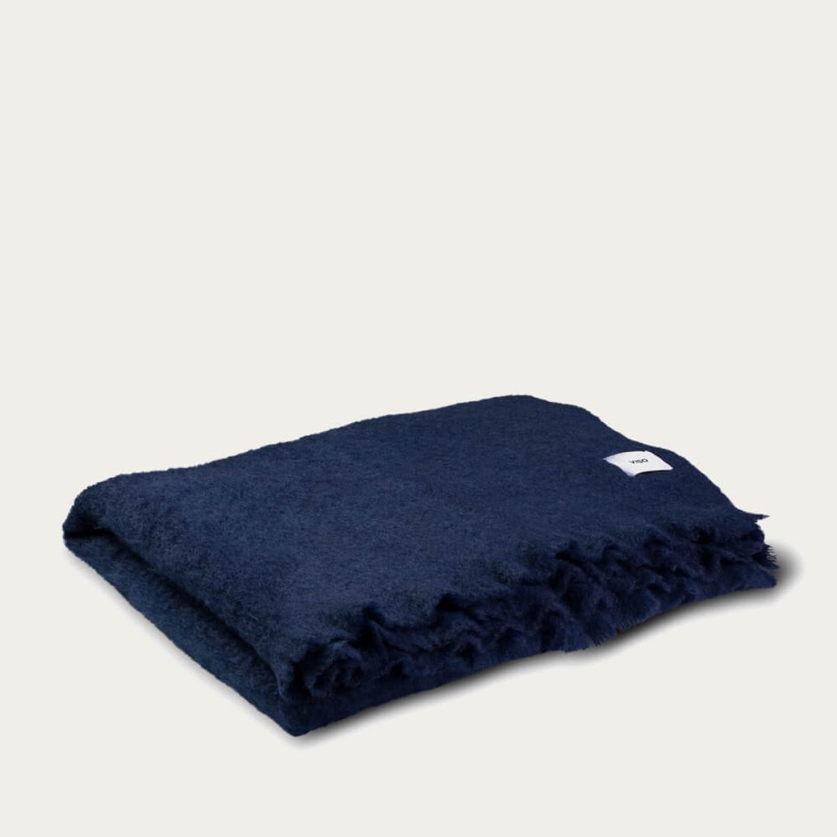 Navy Mohair Blanket V02 – image 3