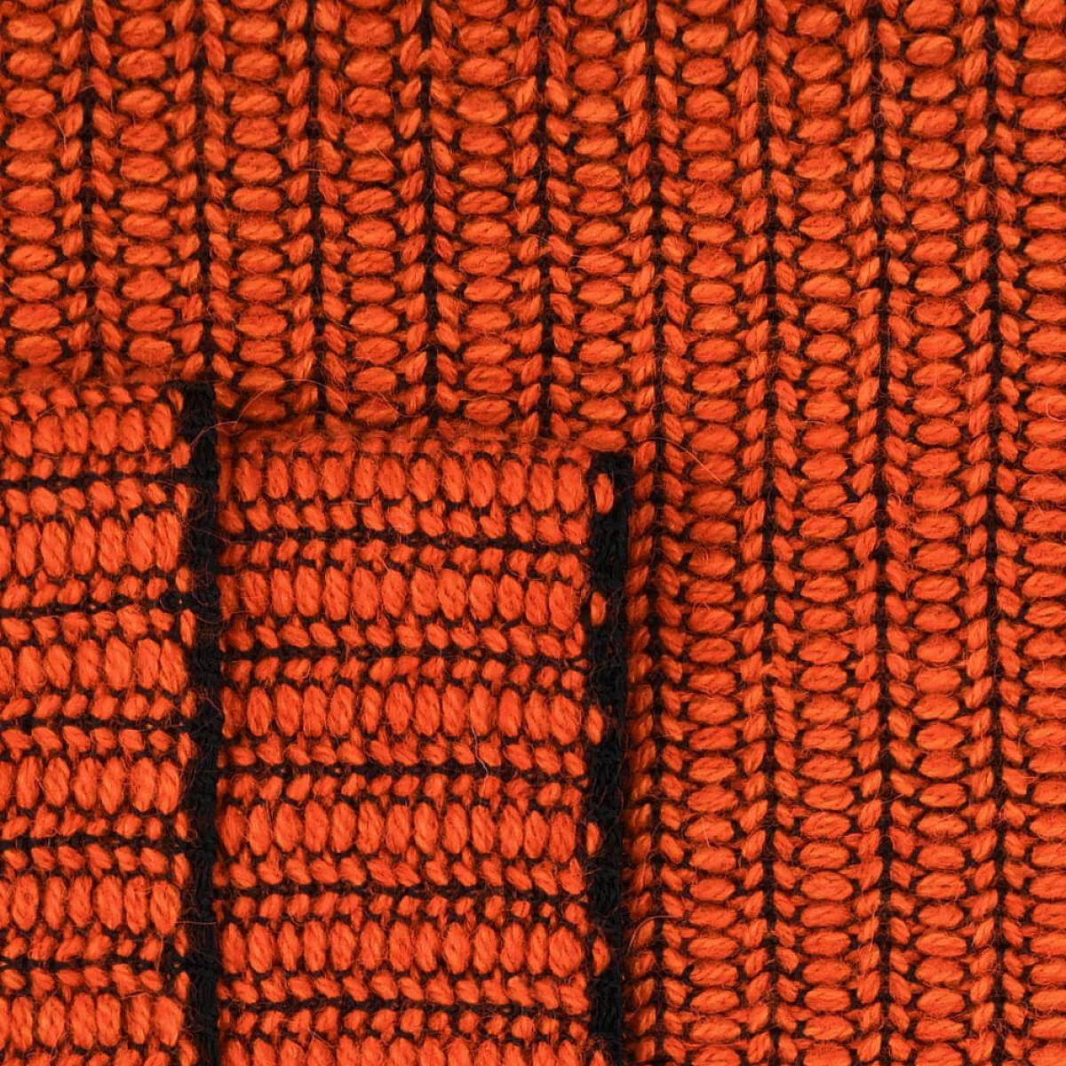 Coral Braided Throw – image 3