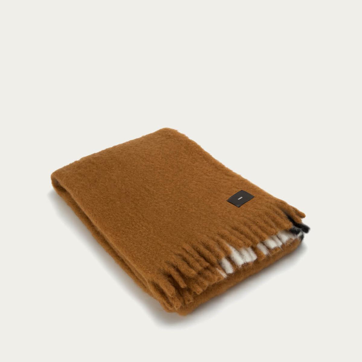 Mohair Blanket V104 – image 3