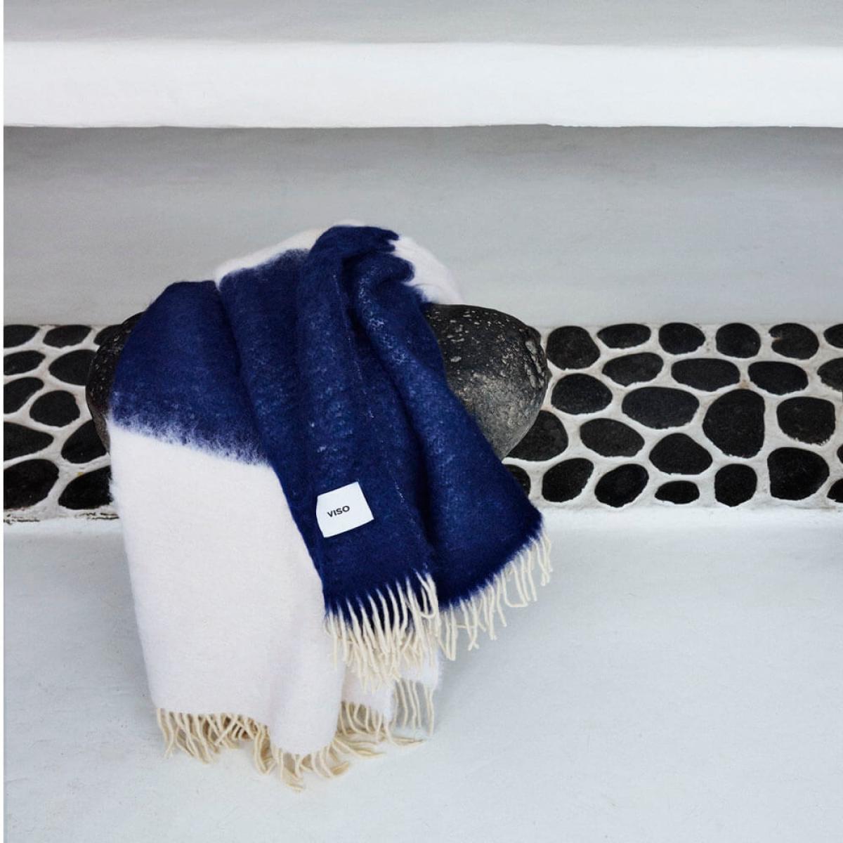 Mohair Blanket V36 – image 2