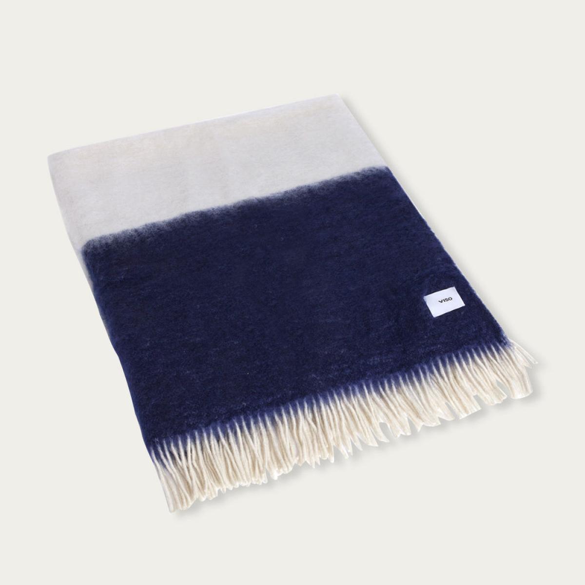 Mohair Blanket V36 – image 3