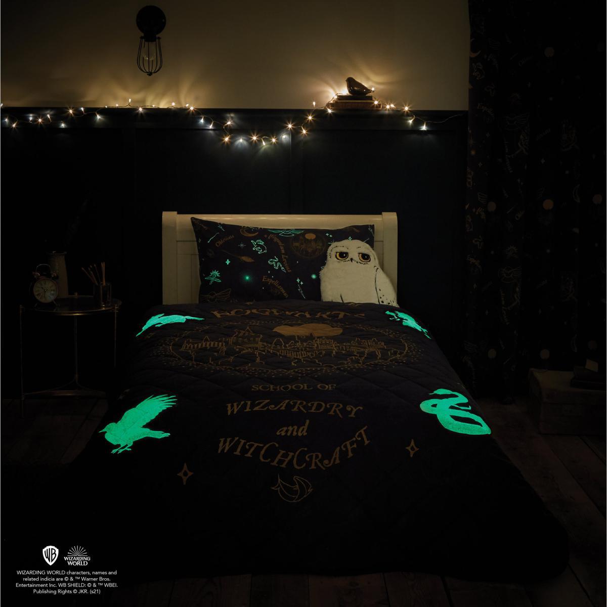 Harry Potter Hogwarts Glow in the Dark Bedspread MultiColoured – image 4