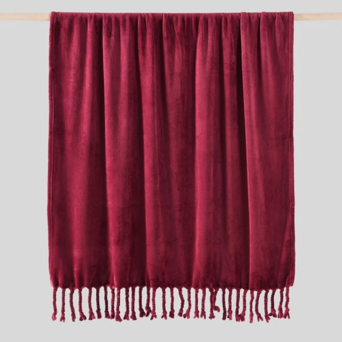 Tassel Throw Blanket 130cm x 170cm – image 3