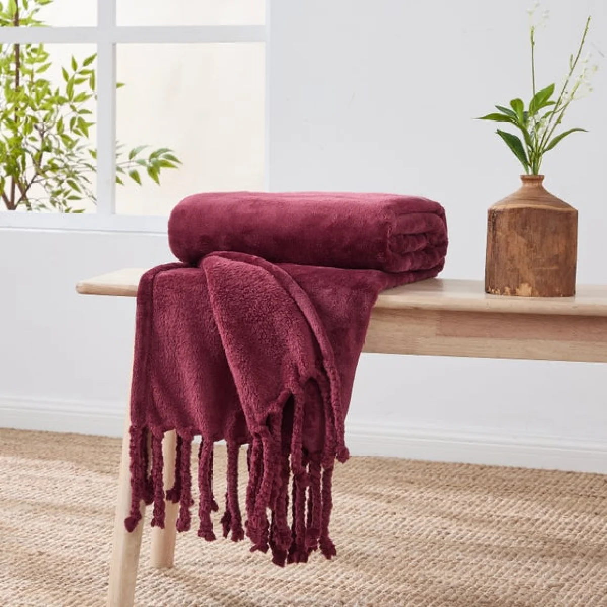 Tassel Throw Blanket 130cm x 170cm – image 1