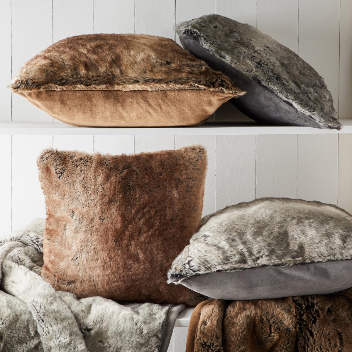 Verbier Faux Fur 150cm x 200cm Throw Natural – image 5