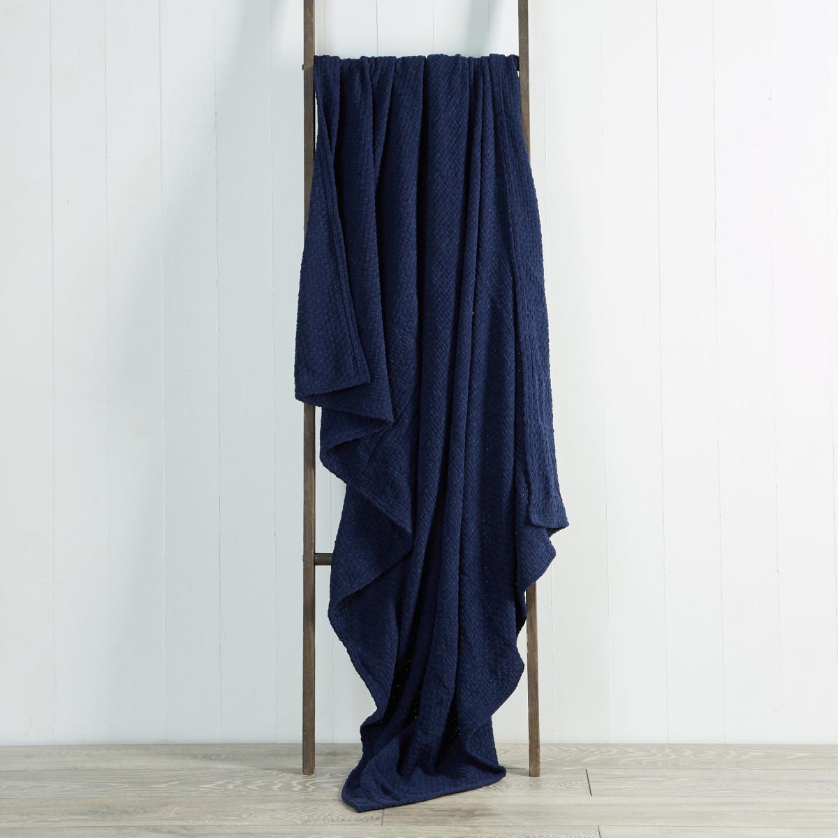 Chenille Basketweave 130cm x 180cm Throw Navy – image 1