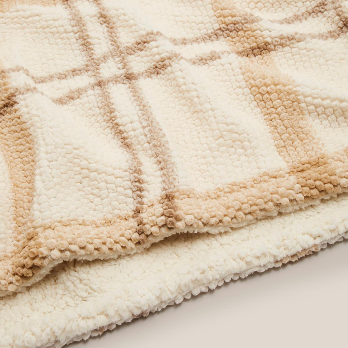 Mono Bubble Check Sherpa 130x180 Throw Natural – image 4