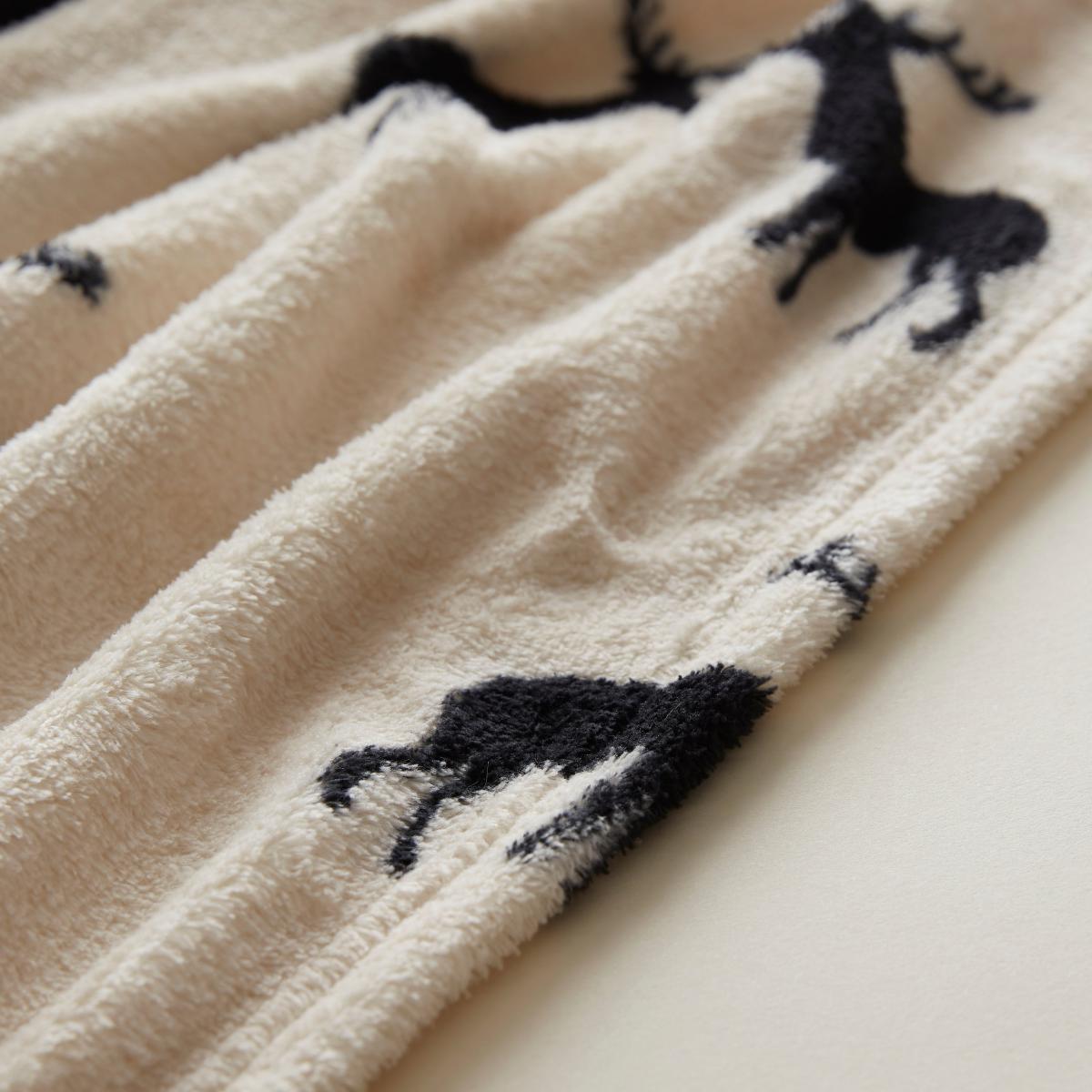 Stag Print Natural Throw Natural – image 3