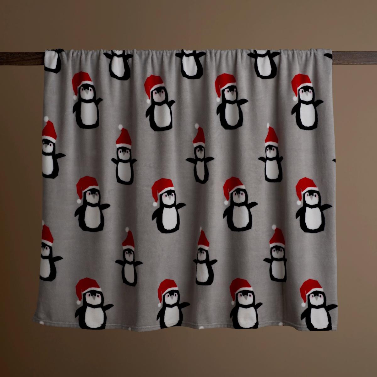 Penguin Printed Fleece 130x160cm Throw MultiColoured – image 2