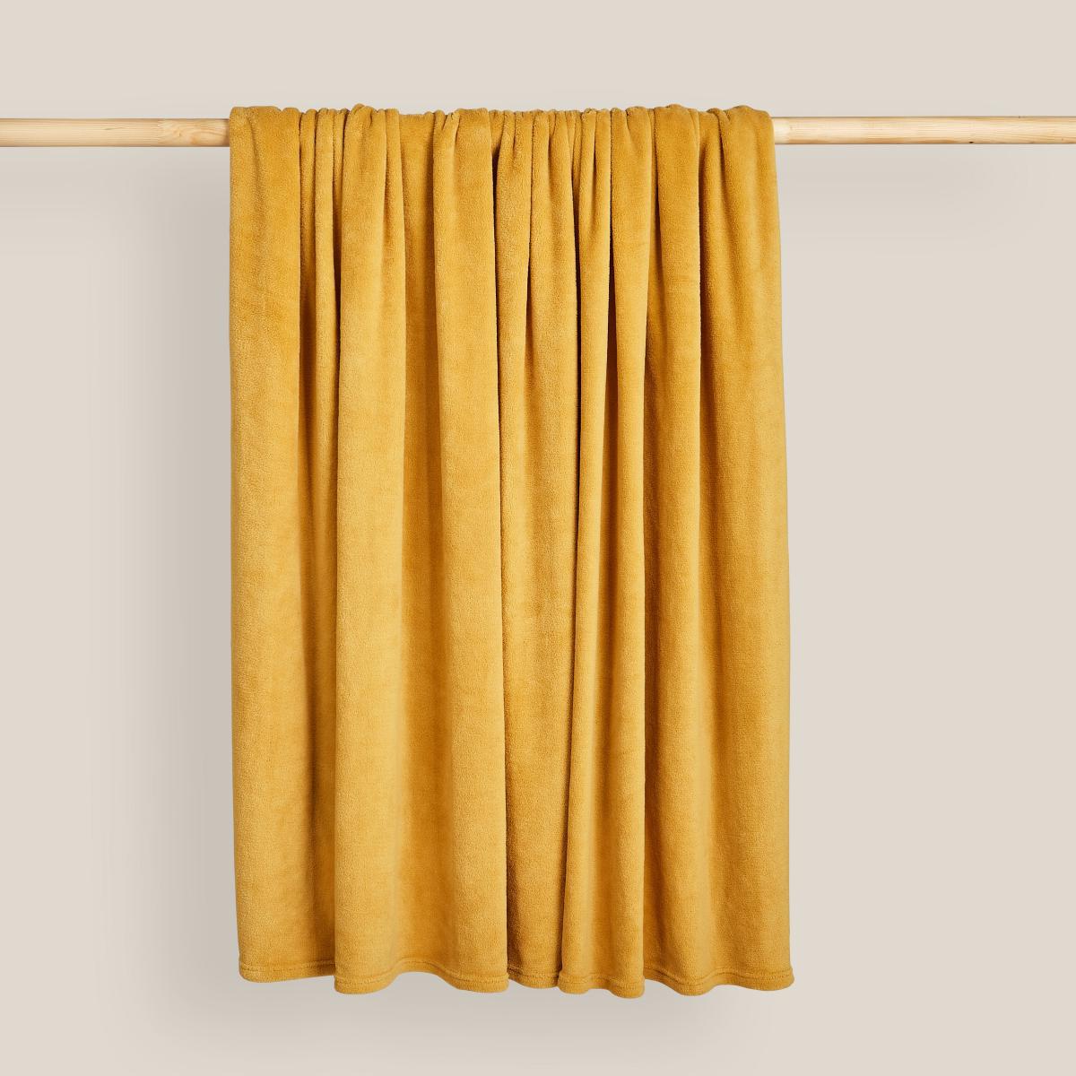 Recycled Fleece Throw Yellow – image 2