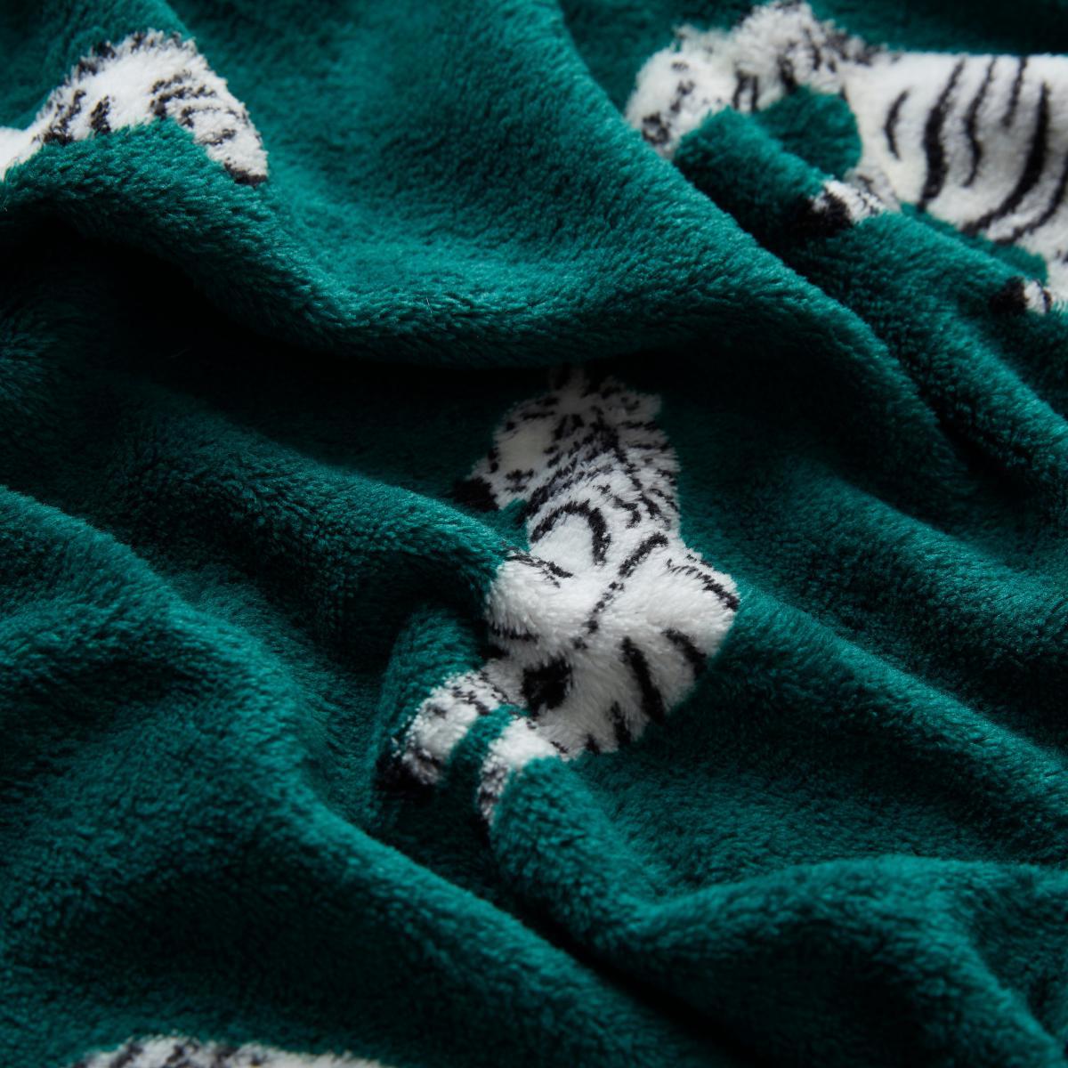 Zebra Print Green Throw Green – image 4