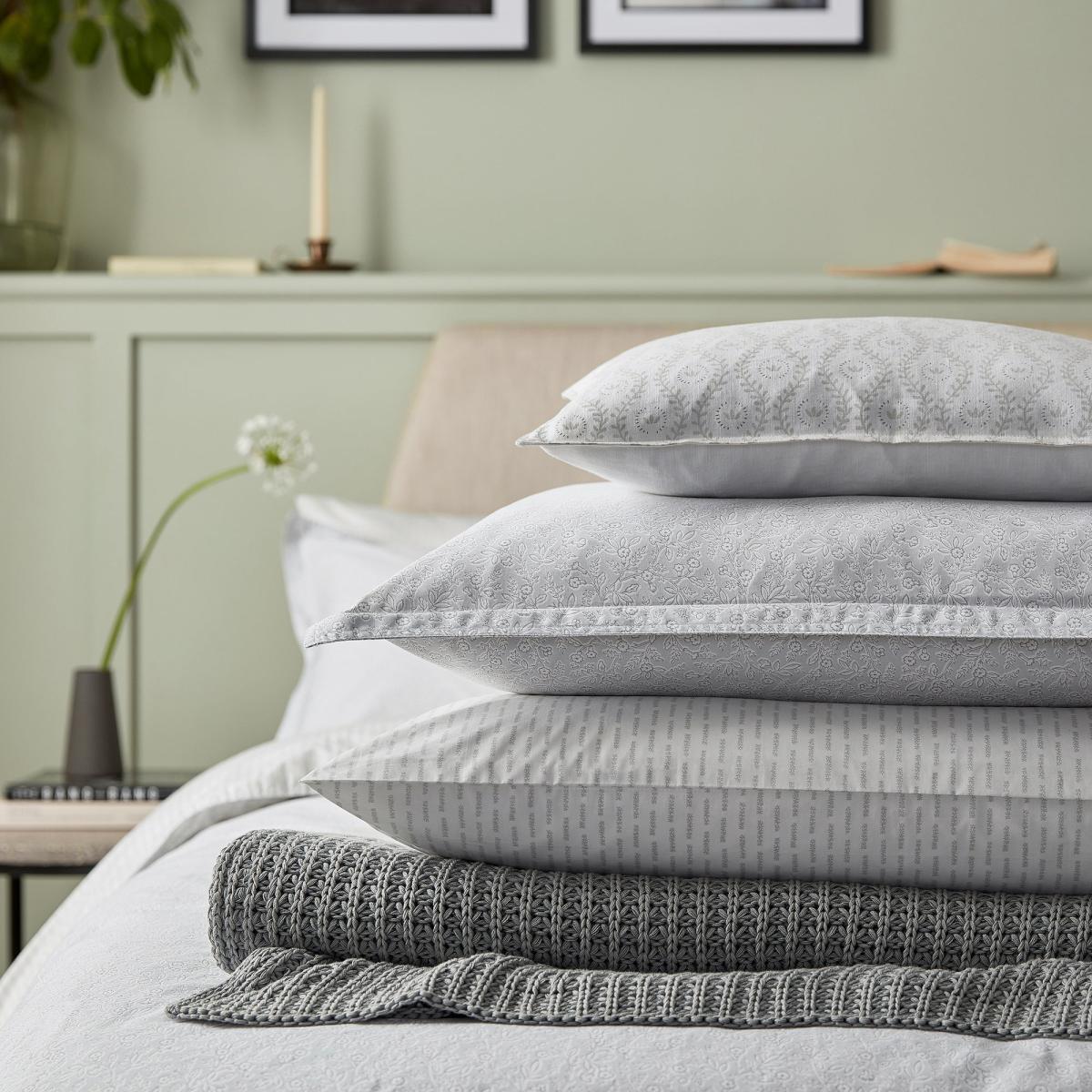 Murmur Silver Cloud Grey Throw Grey – image 3