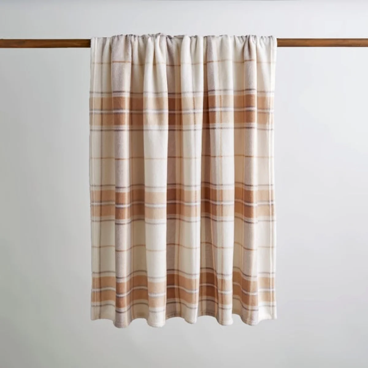 Printed Check Fleece Throw Natural – image 3