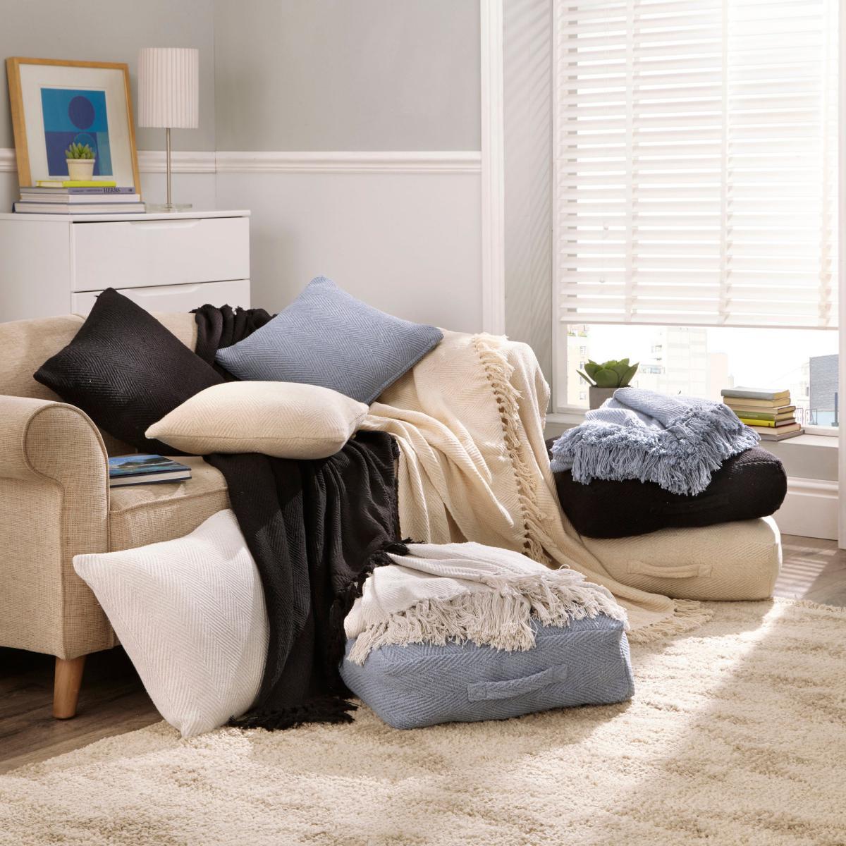 Hamilton Throw Mushroom – image 4