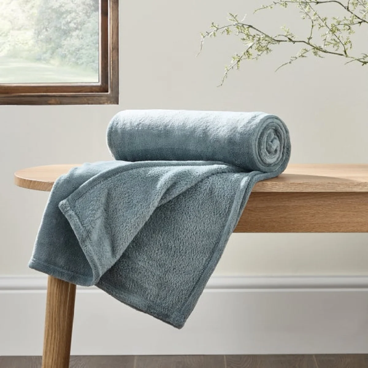 Soft Fleece 130cm x 170cm Throw Soft Fleece Blue – image 1