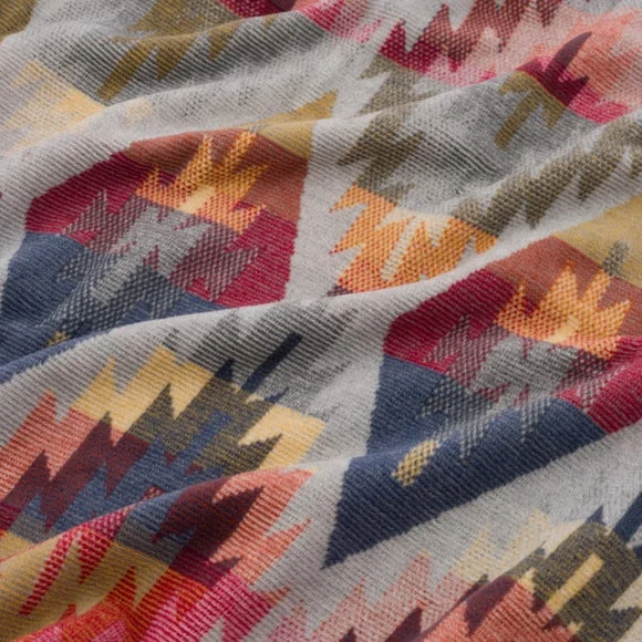 Aztec Diamond Throw Blanket – image 2