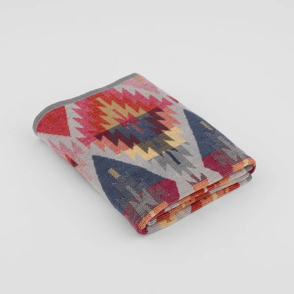 Aztec Diamond Throw Blanket – image 6