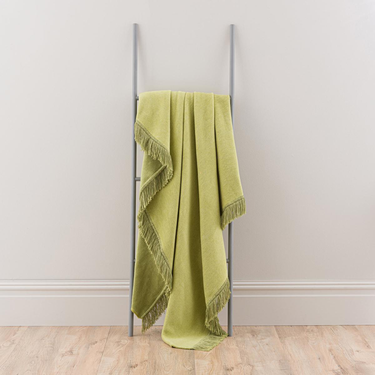 Jakob Throw Blue – image 3