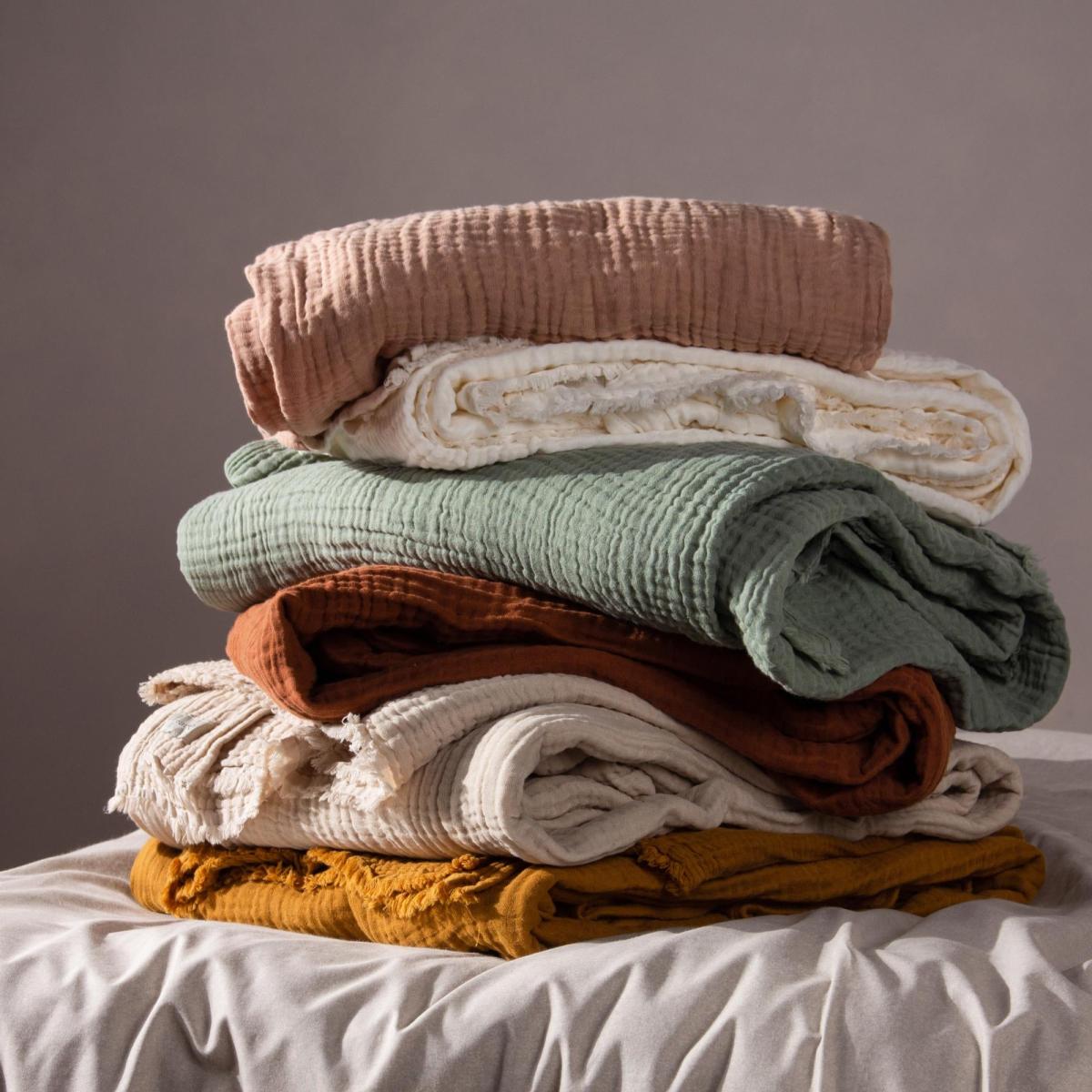 Lark Cotton Throw Blanket – image 7