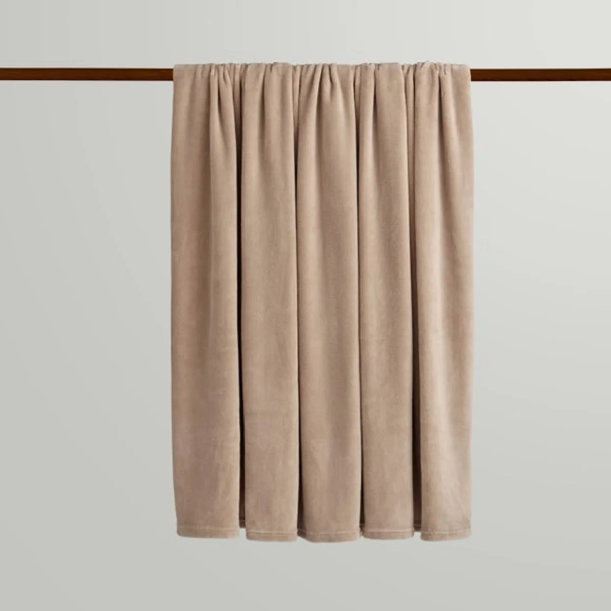 Seriously Soft 220cm x 220cm Throw Cream (Natural) – image 2