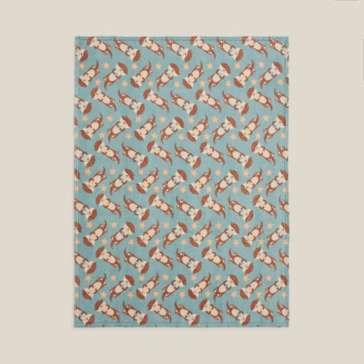 Otto the Otter Printed Fleece 170cm x 130cm Throw Blanket – image 3