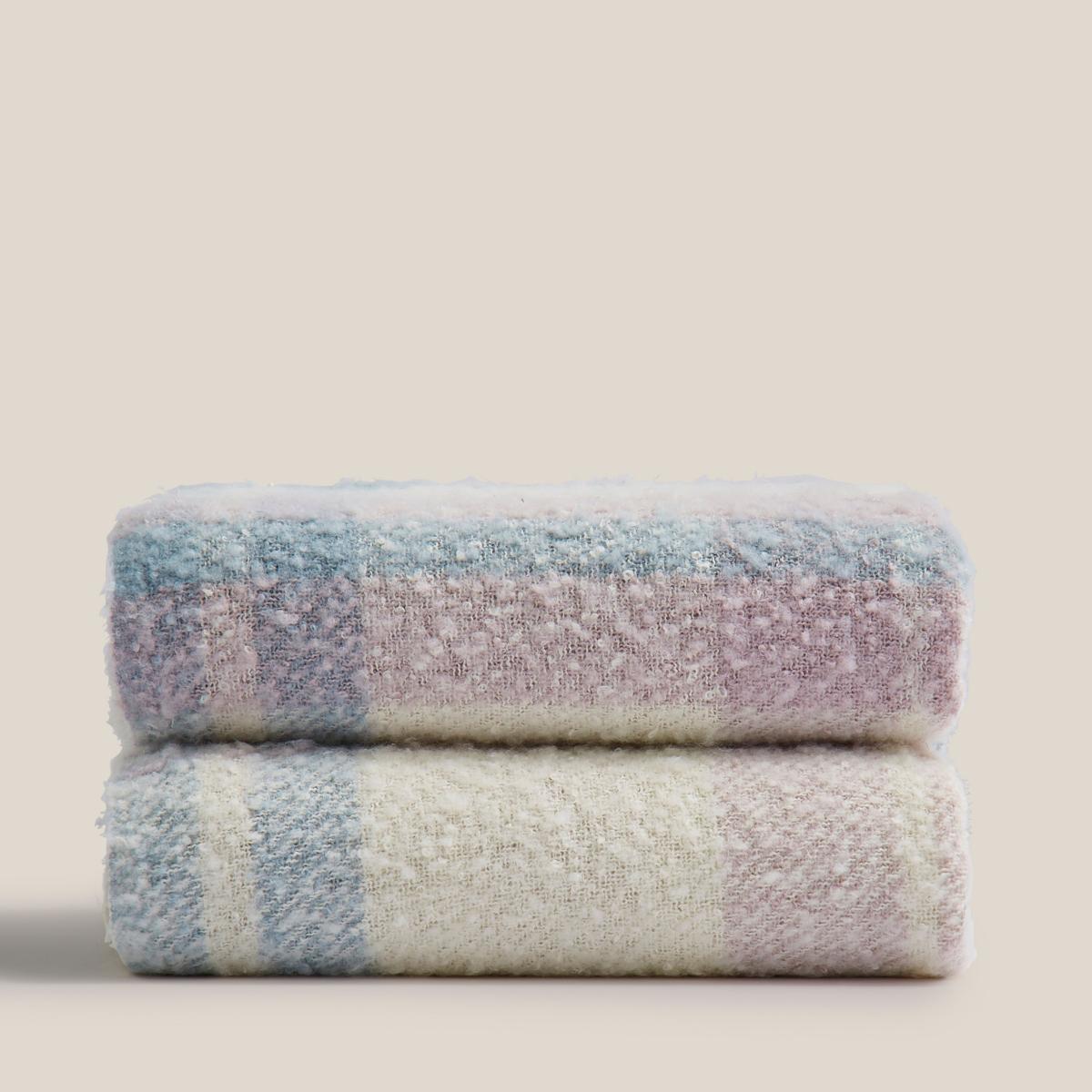 Boucle Check Throw Pastel (Multi Coloured) – image 4