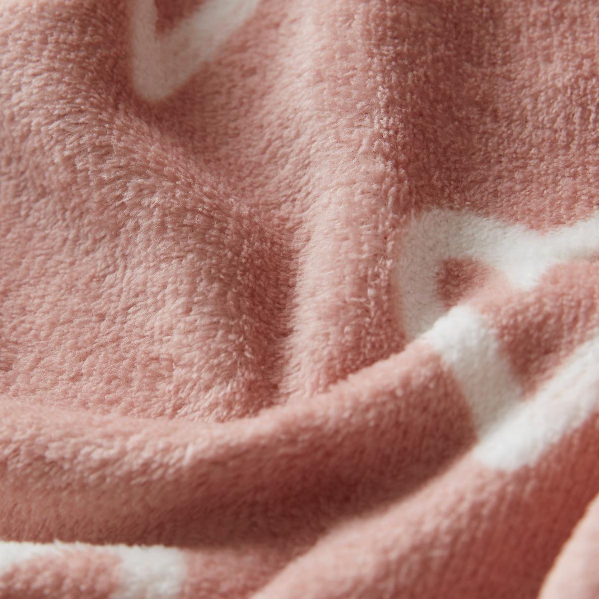 Heart Print Throw Blush – image 4