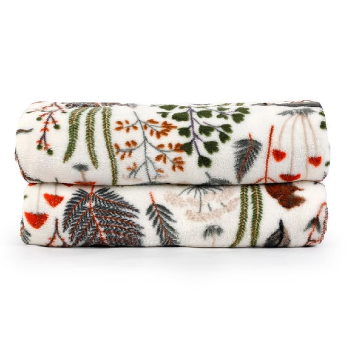 Woodland Printed Fleece Throw Blanket – image 4