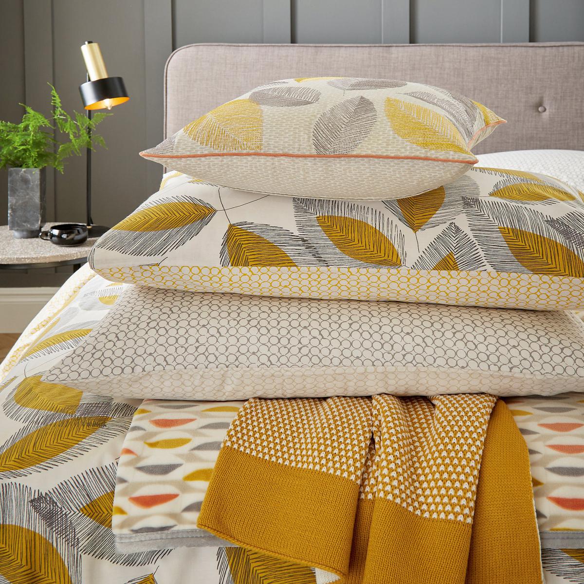 Helena Springfield Cassia Grove Cinnamon Knit Throw Ochre – image 3