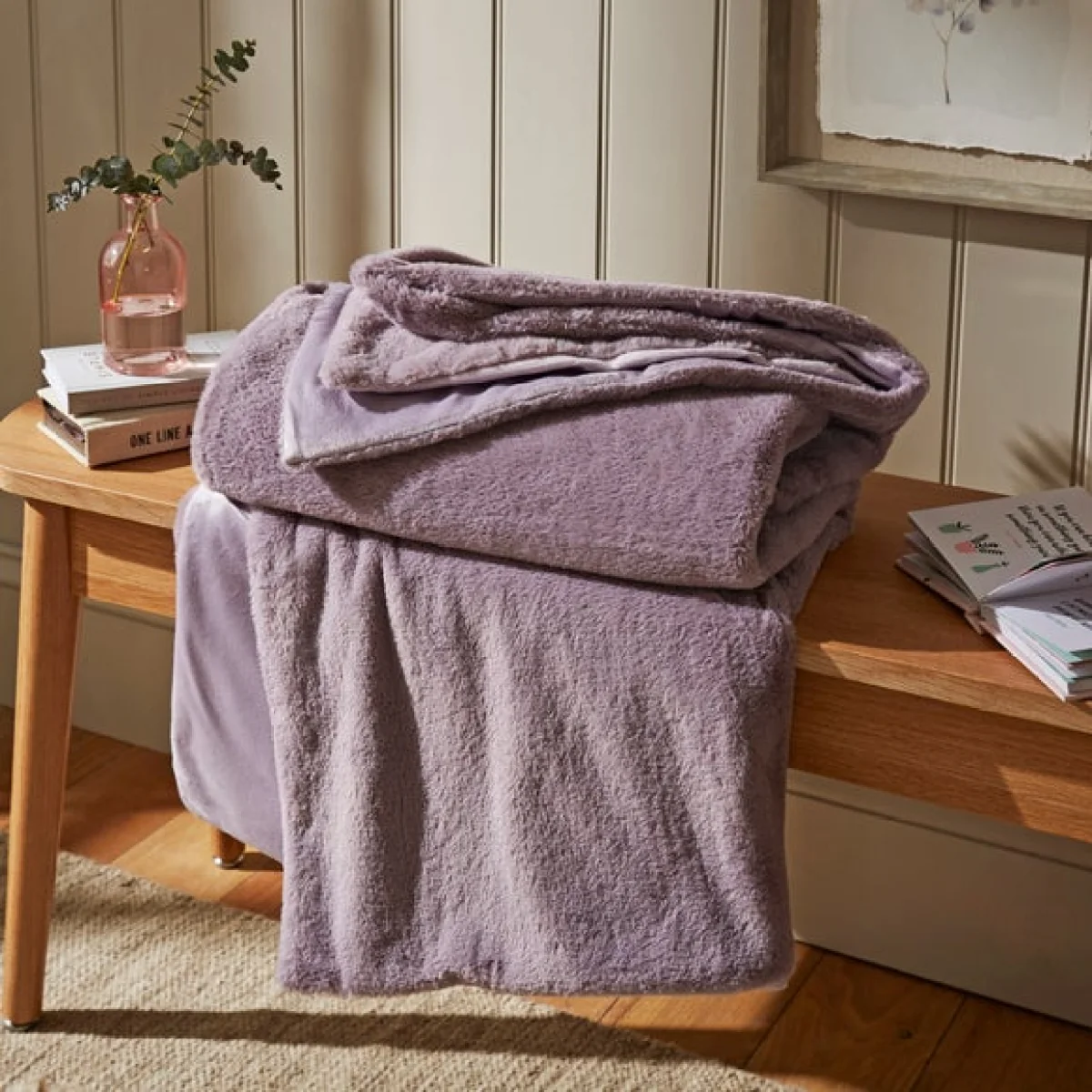Lenon Plush Throw Lilac – image 1
