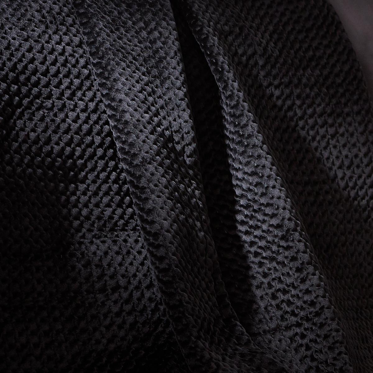 Kayla Black Bedspread Black – image 2