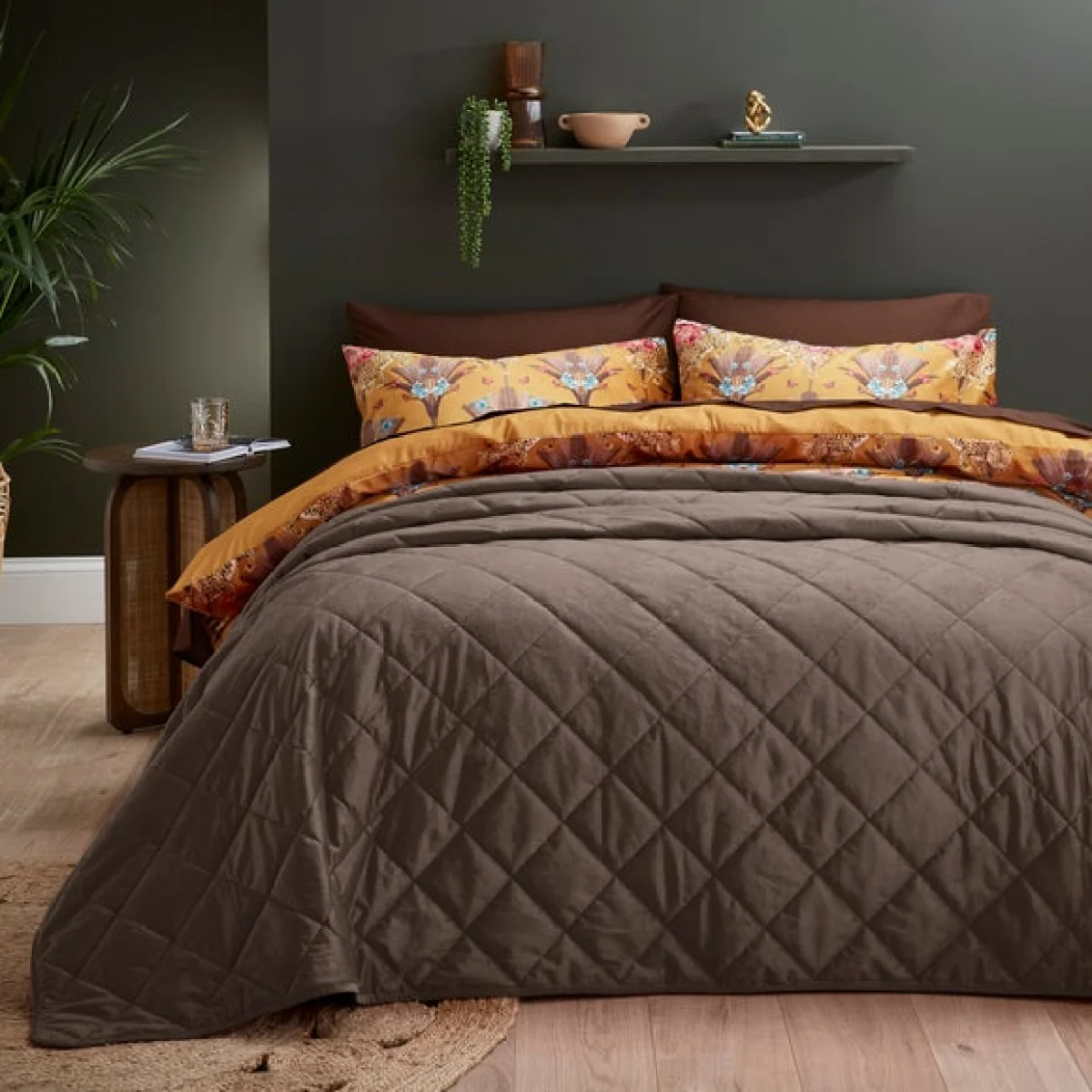 Castleton Bedspread Bitter Chocolate (Brown) – image 1
