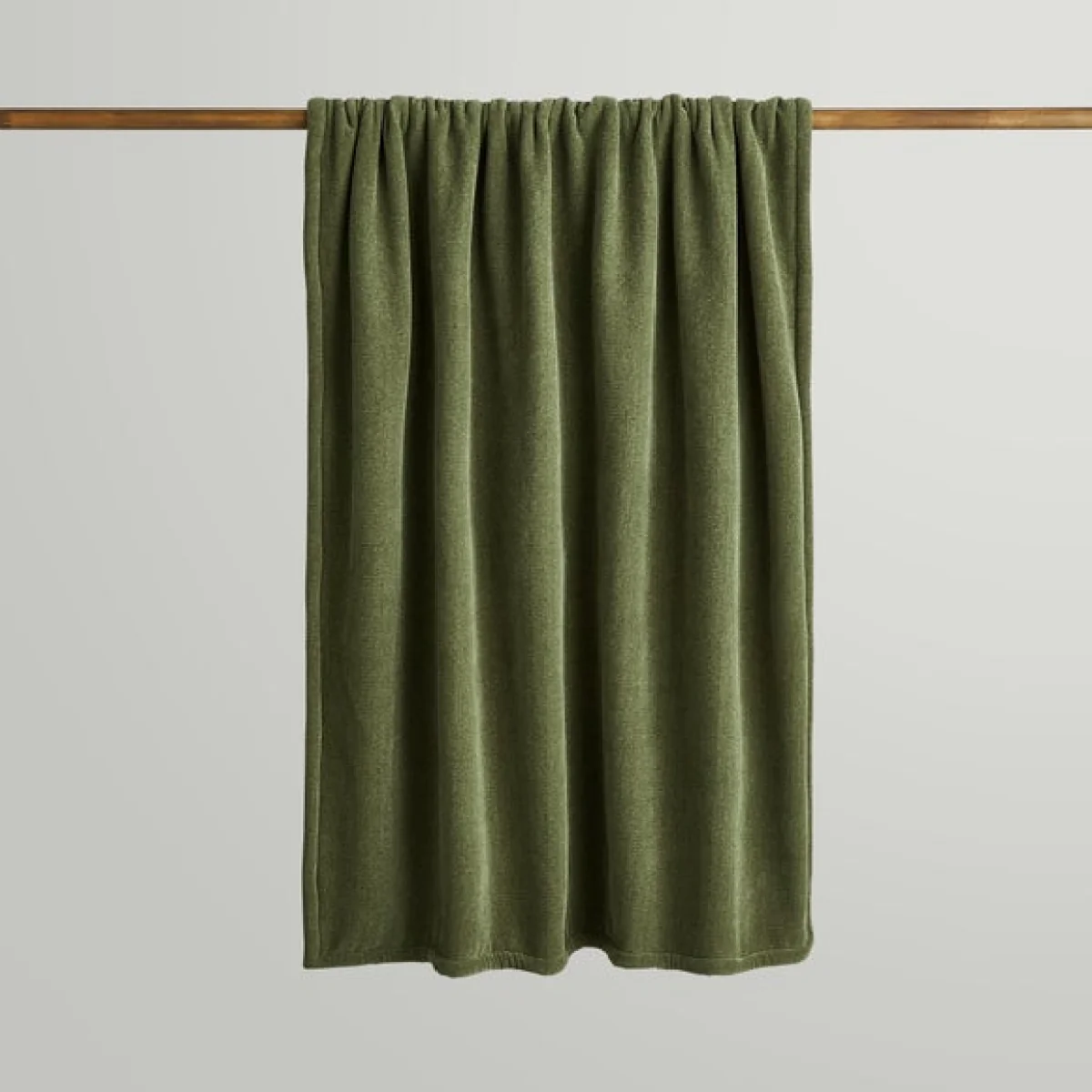 Cosy Chenille Throw 130x180cm Olive (Green) – image 3