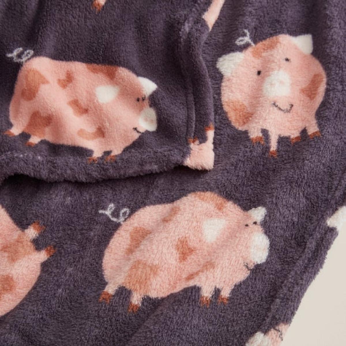 Spot the Pig Throw Blanket 130 x 170cm – image 2