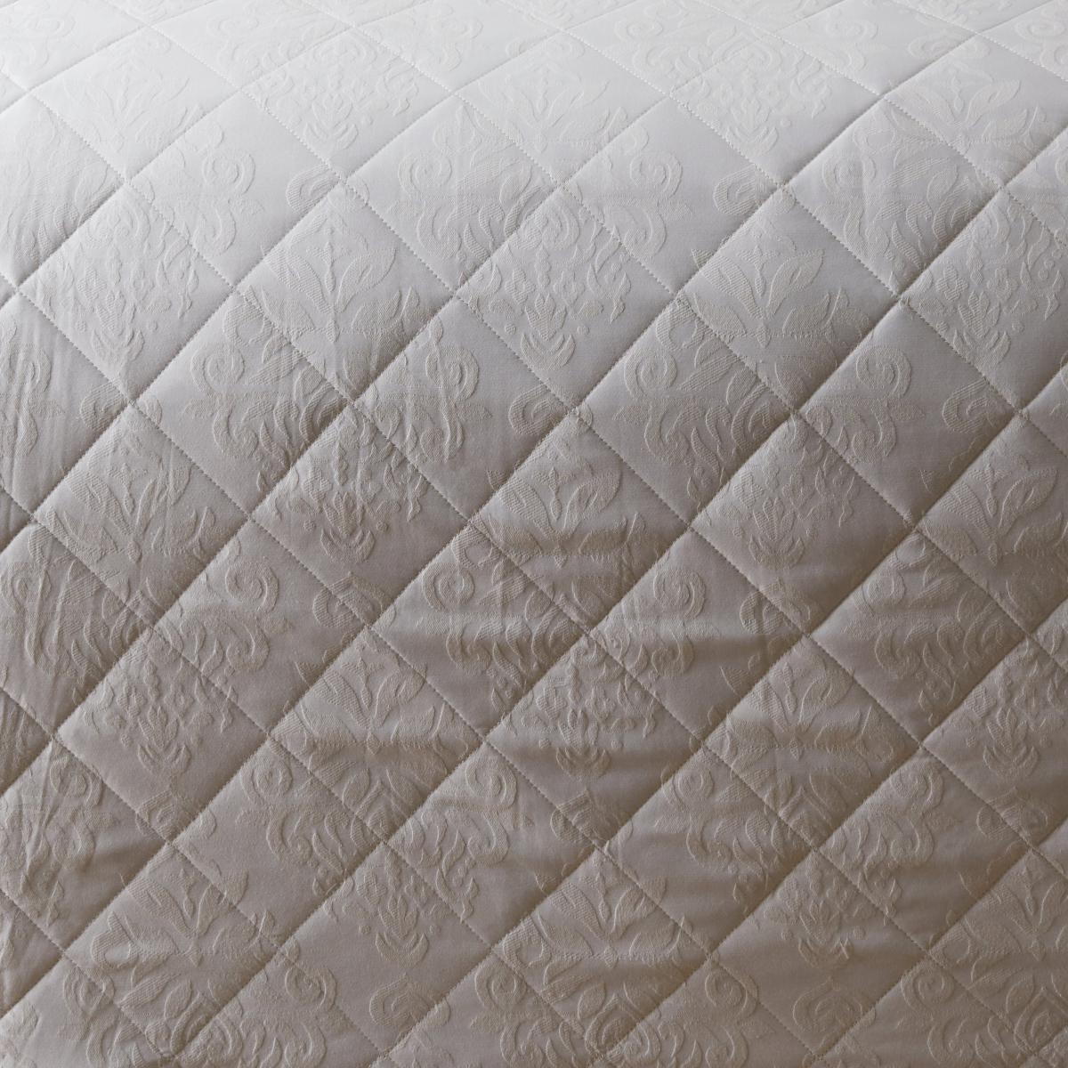 Elisa Jacquard White Bedspread White – image 2