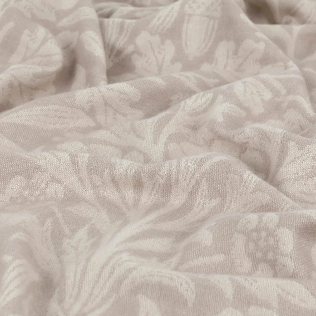 Morris & Co. Marigold Throw Blanket 130cm x 170cm – image 2
