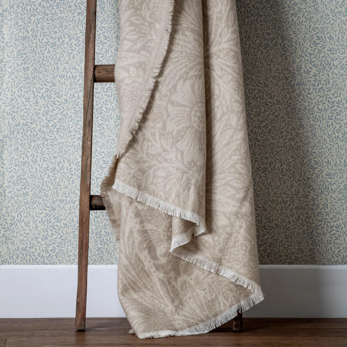 Morris & Co. Marigold Throw Blanket 130cm x 170cm – image 6