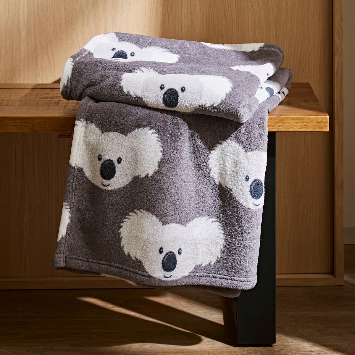 Koko the Koala Printed Fleece Throw Grey/White – image 1
