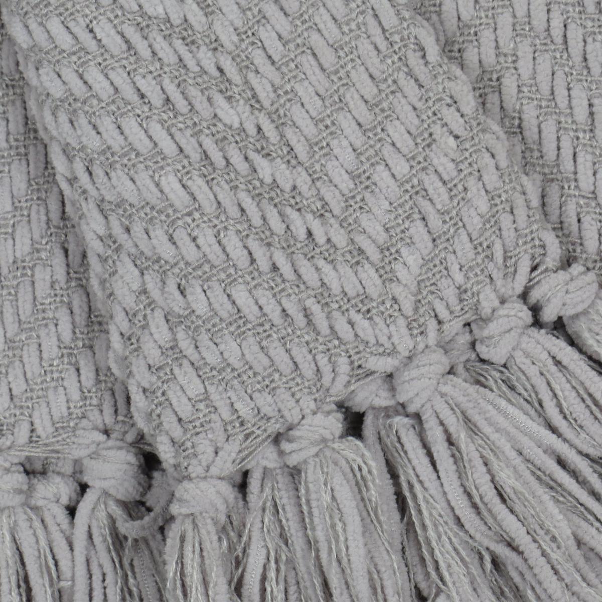 Carlisle Chevron 130cm x 180cm Throw Cream – image 3