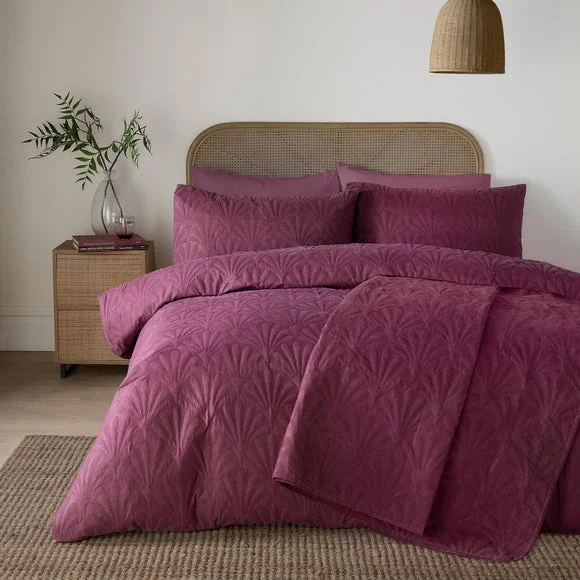 Serene Cavali Bedspread 230cm x 200cm – image 3