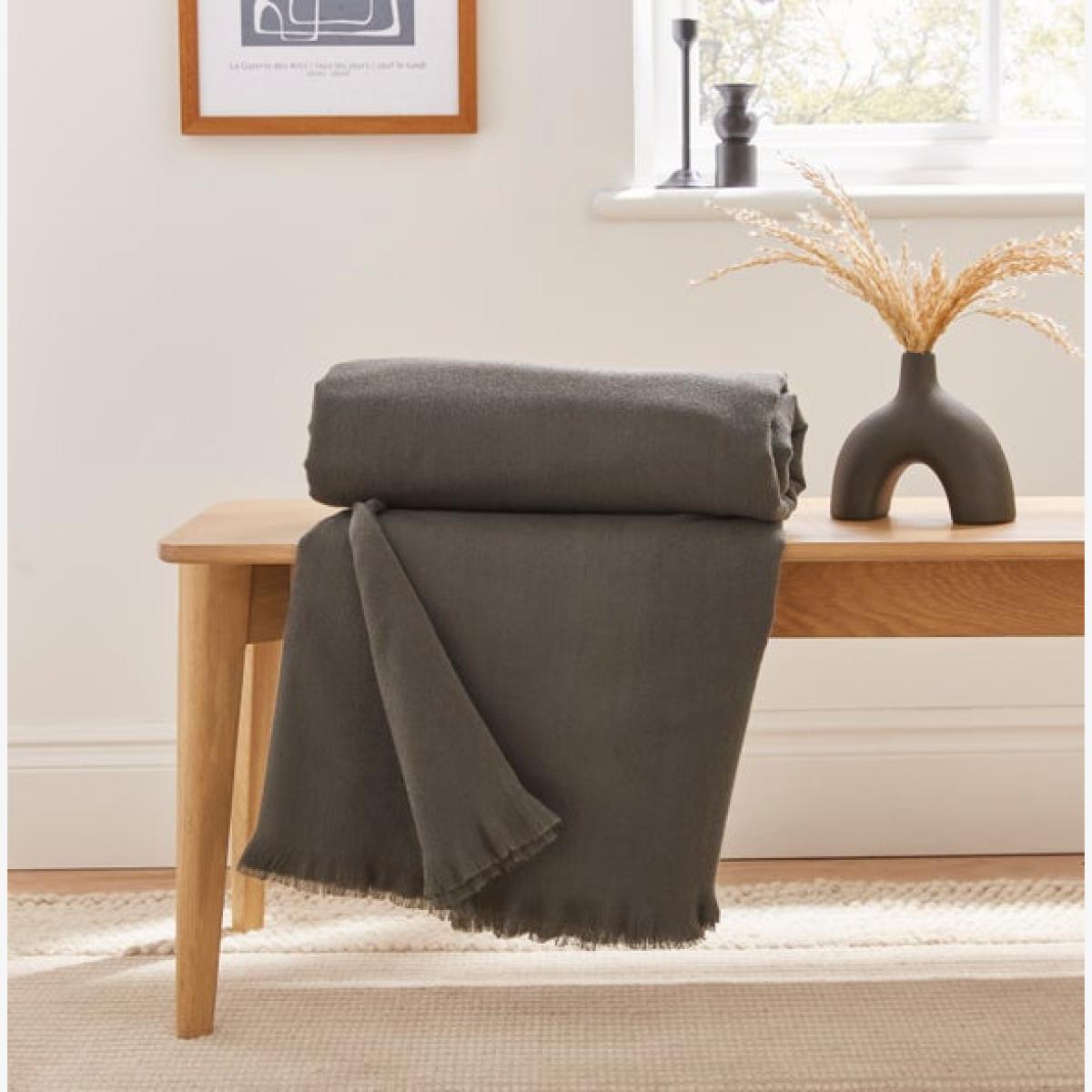 Cosy Burford Throw Blanket 235cm x 235cm – image 1