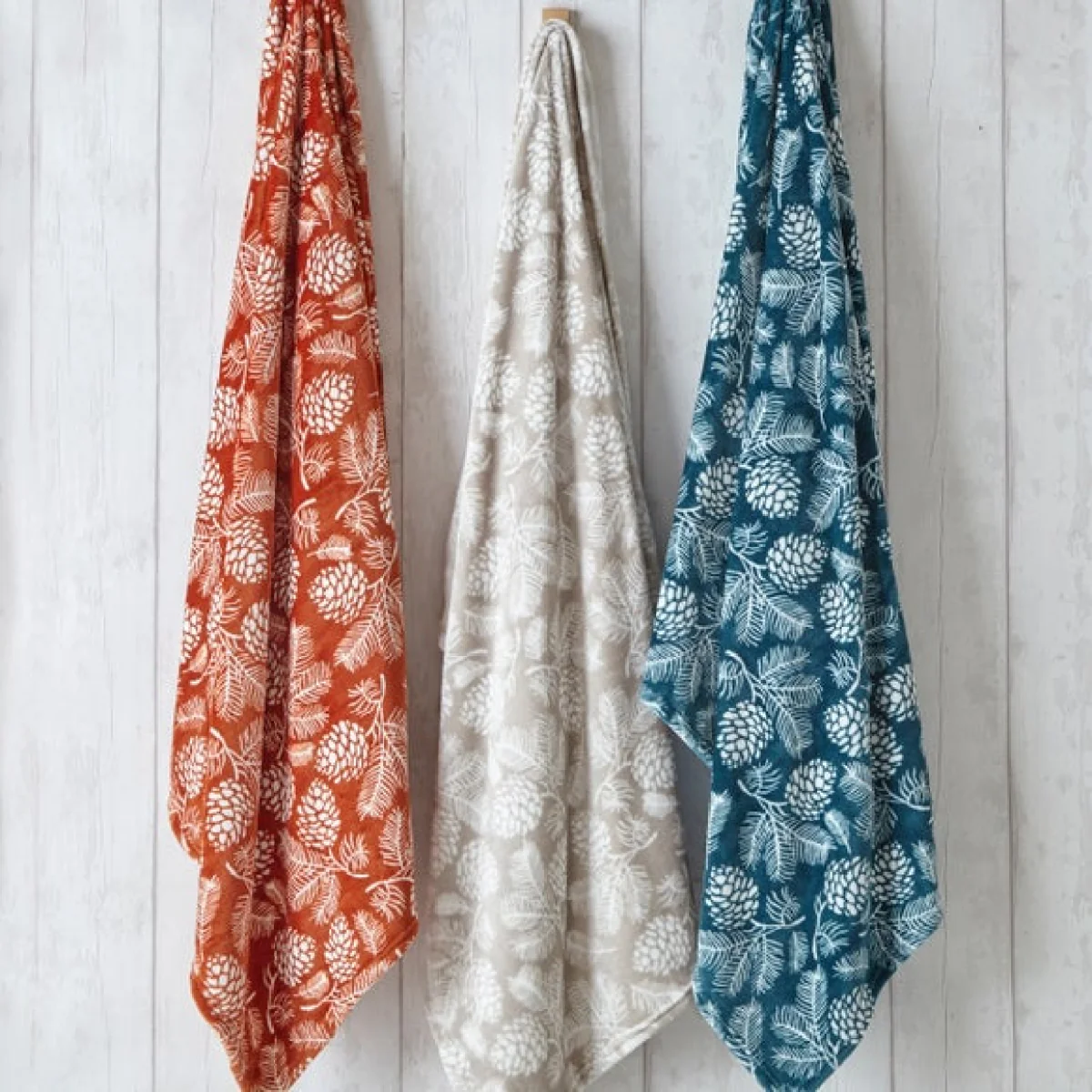 Irwin Fleece Throw 140x180 Rust – image 4