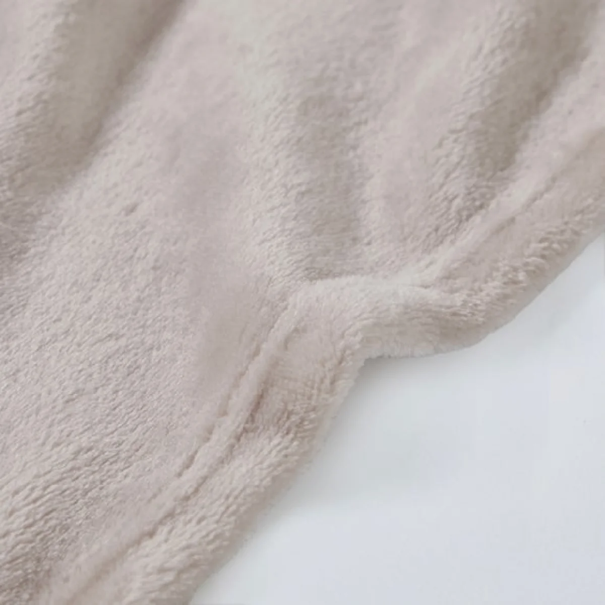 Tassel Throw Blanket 130cm x 170cm – image 5