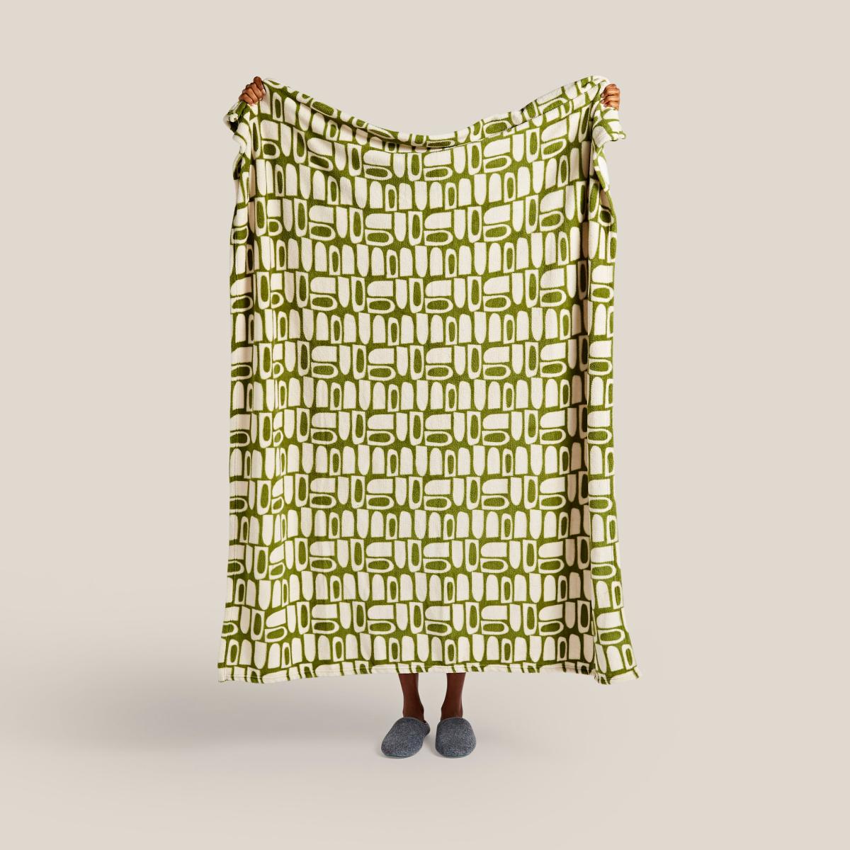 Printed Fleece Elements 130x160cm Throw Olive Olive – image 5