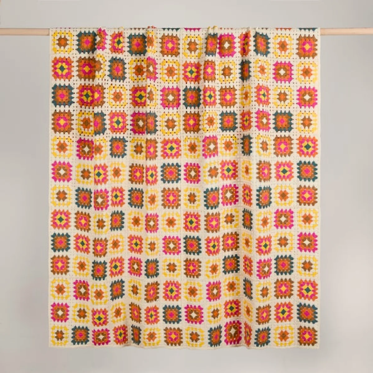 Vintage Emporium Crochet Throw Blanket 130cm x 180cm – image 3