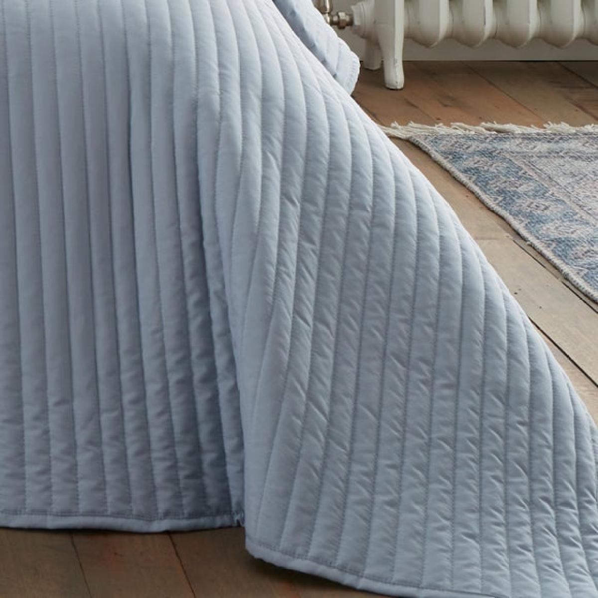 Bianca Quilted Lines Bedspread – image 2