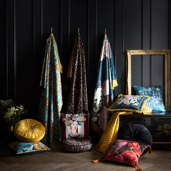 Laurence Llewelyn-Bowen Siena Bedspread – image 3